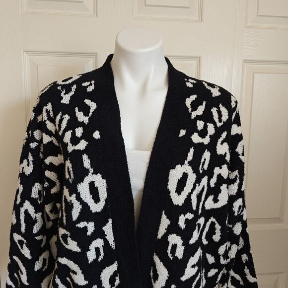 Express open front leopard print cardigan sz S NWOT - Picture 3 of 9